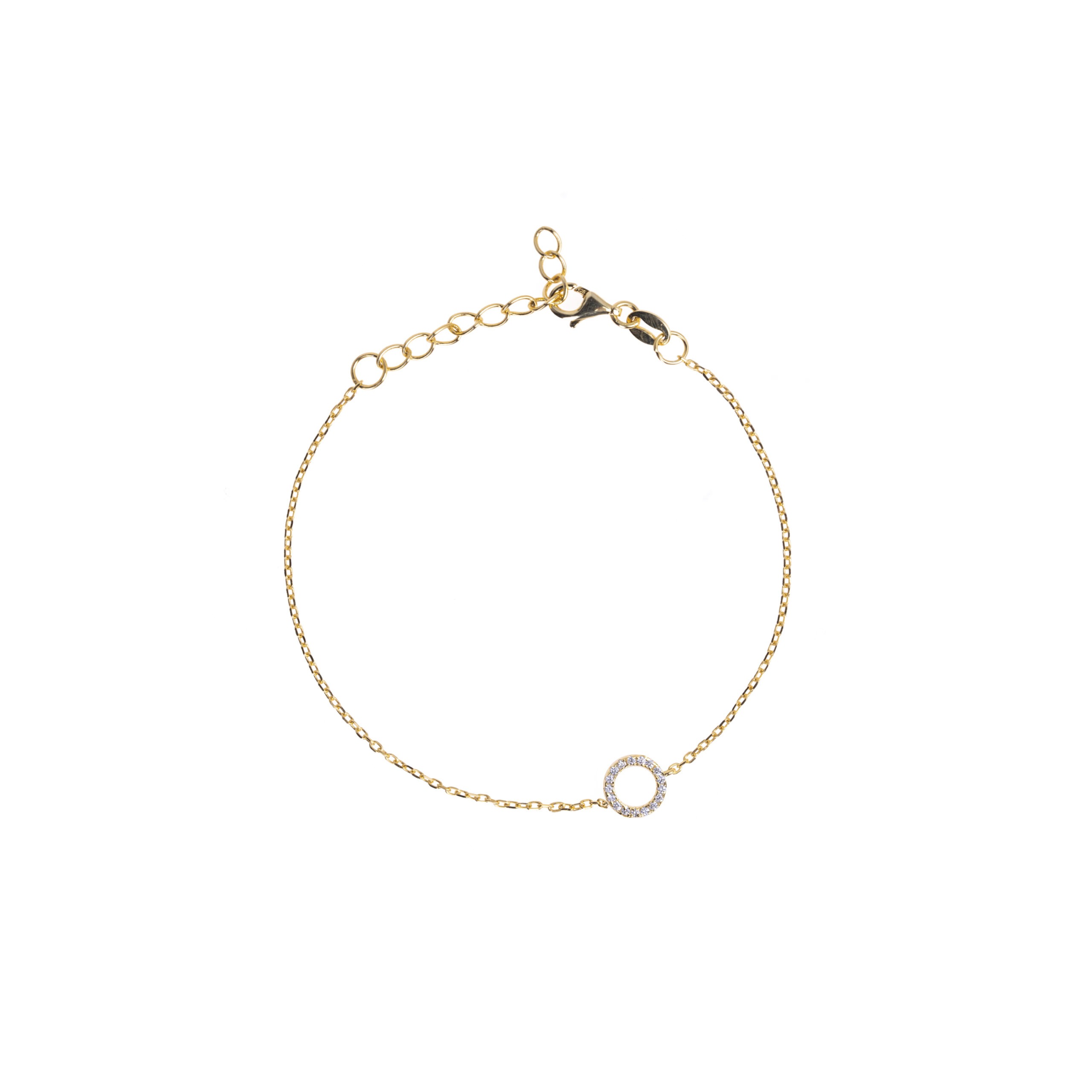 Dainty, gold circle bracelet