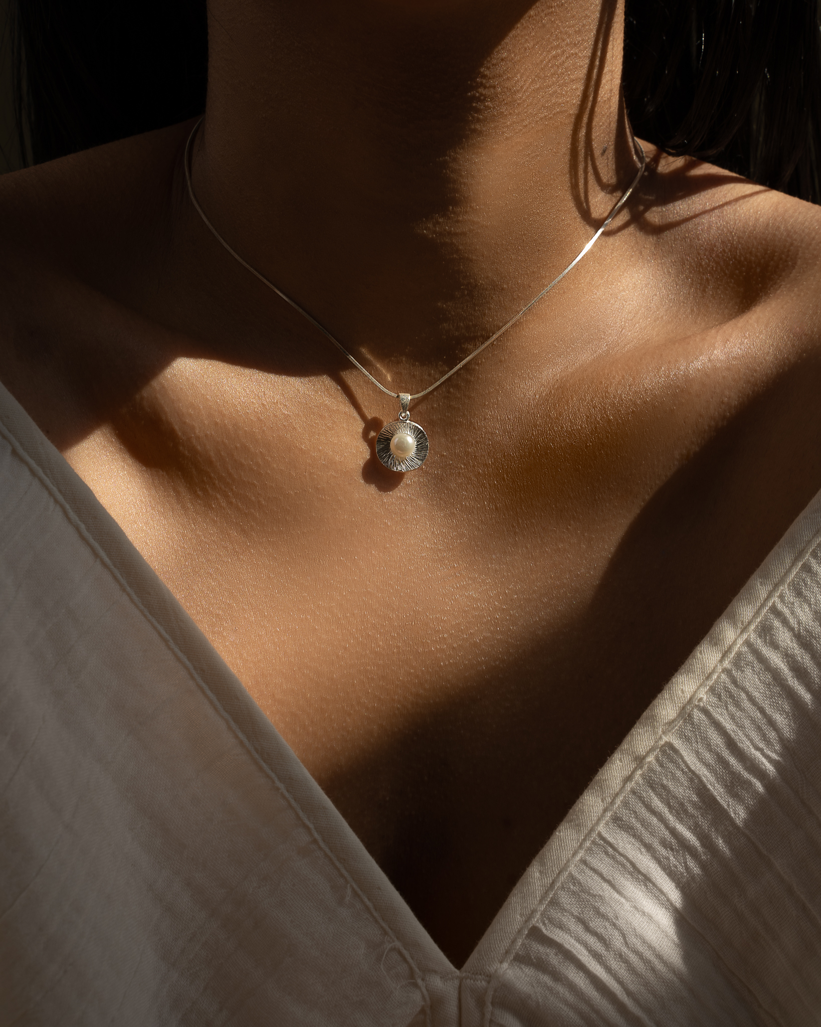 Ivy pearl necklace