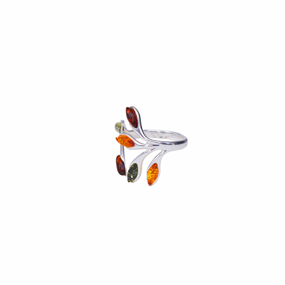 Leaf silver ring with amber